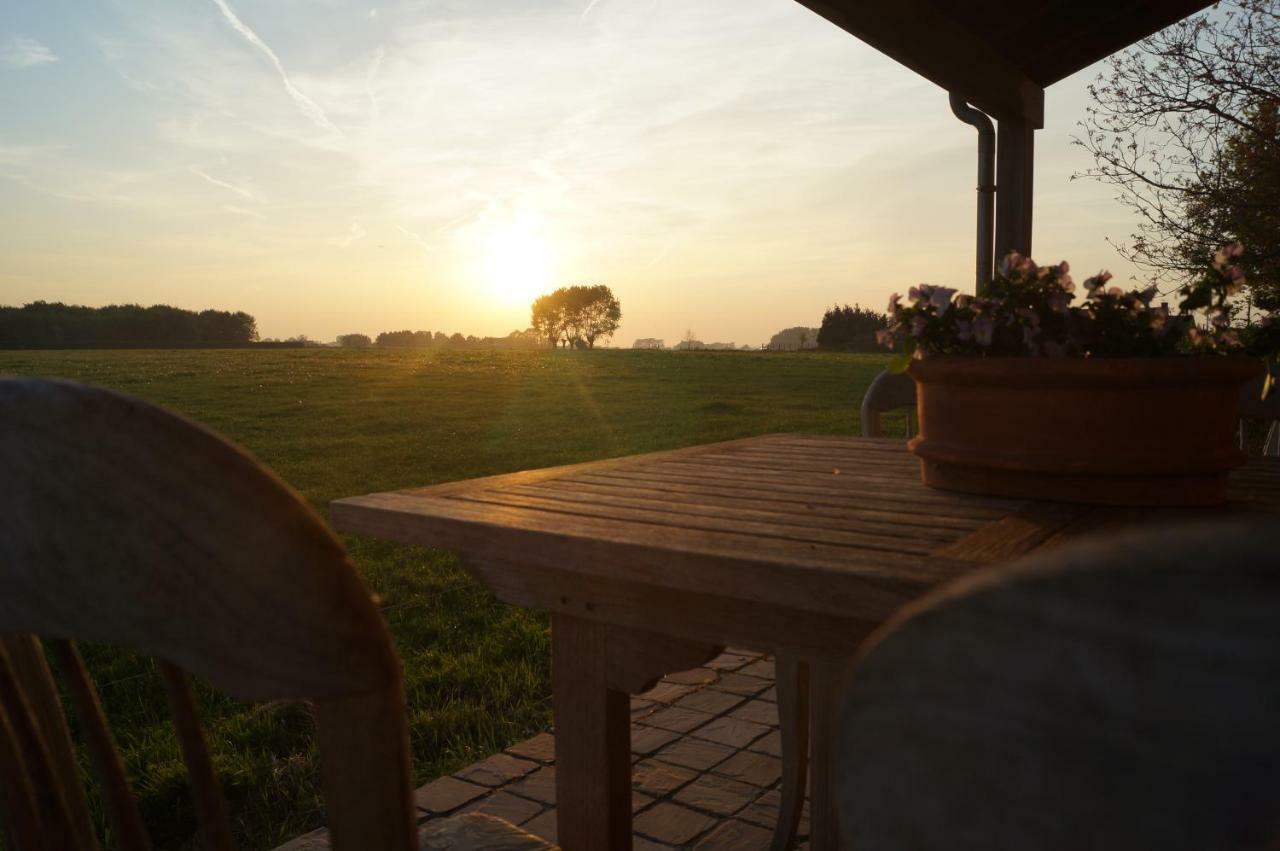 'T Ligt Ter Velde, Oase Van Rust, Sauna, Directie Brugge Lichtervelde Exteriör bild
